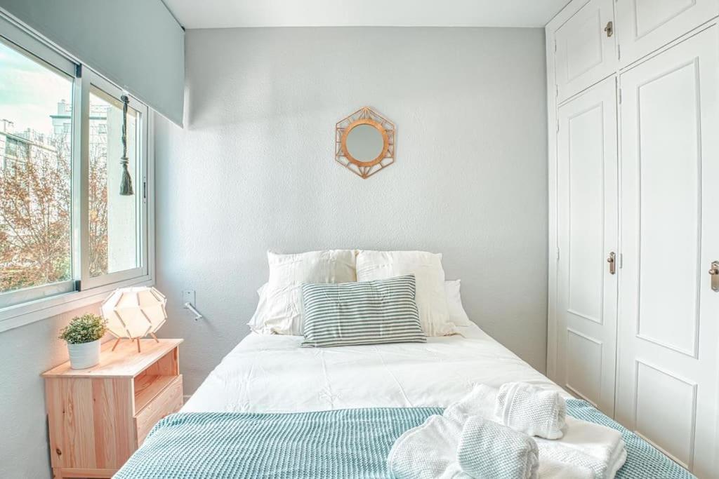 Apartamento New Folch Sevilla B Экстерьер фото